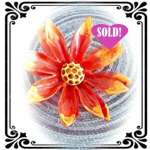Vintage Acetate Cellulose Large Floral Pin Brooch